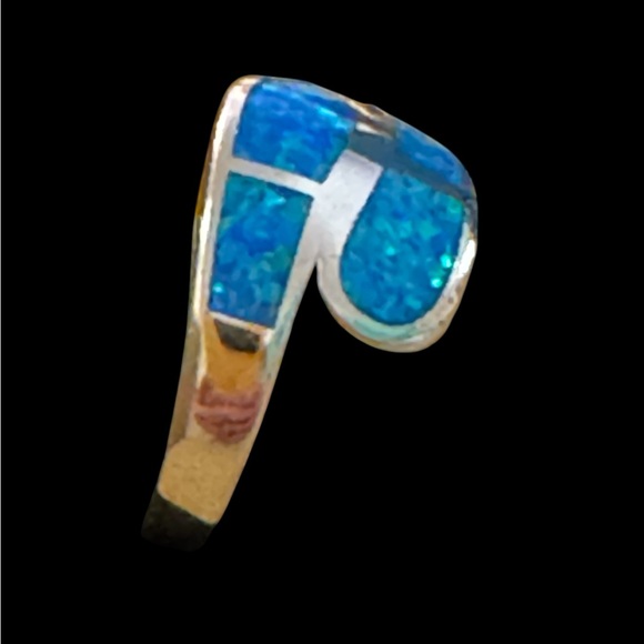 Blue Opal and Sterling Silver Ring — Size 8 - Picture 2 of 8